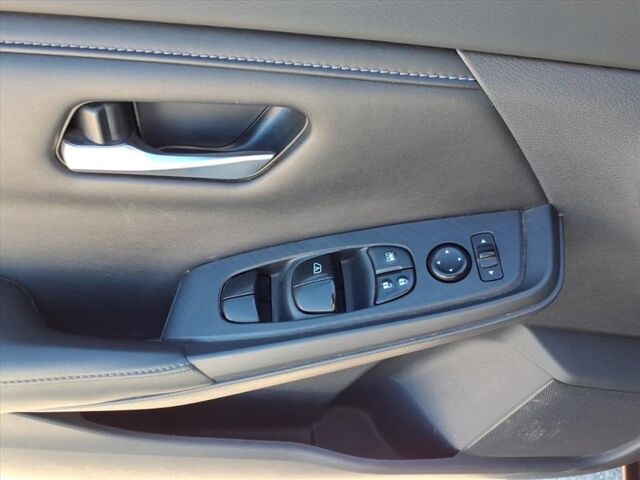 2021 Nissan Sentra SV  TX