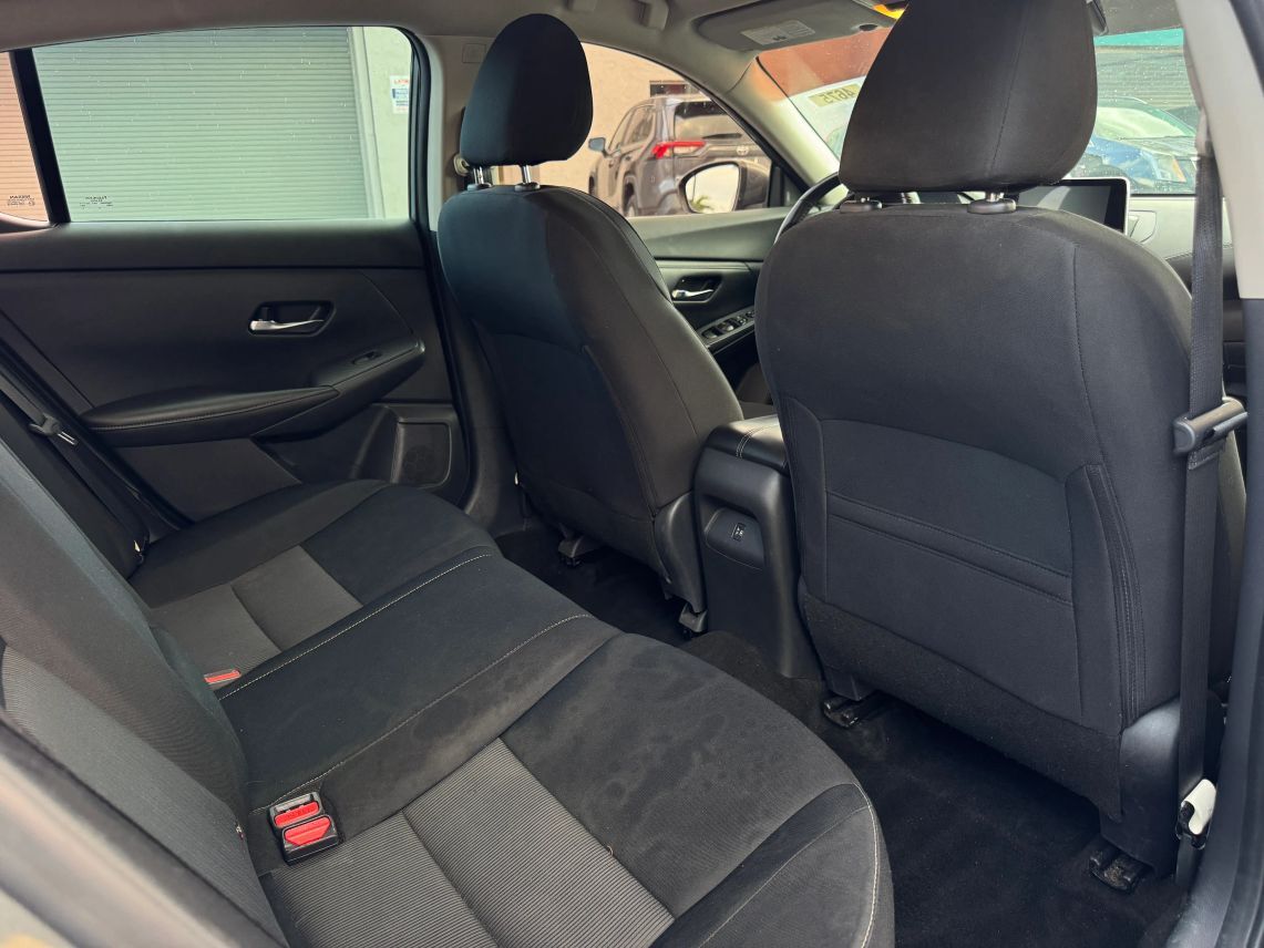 2021 Nissan Sentra SV Sedan 4D