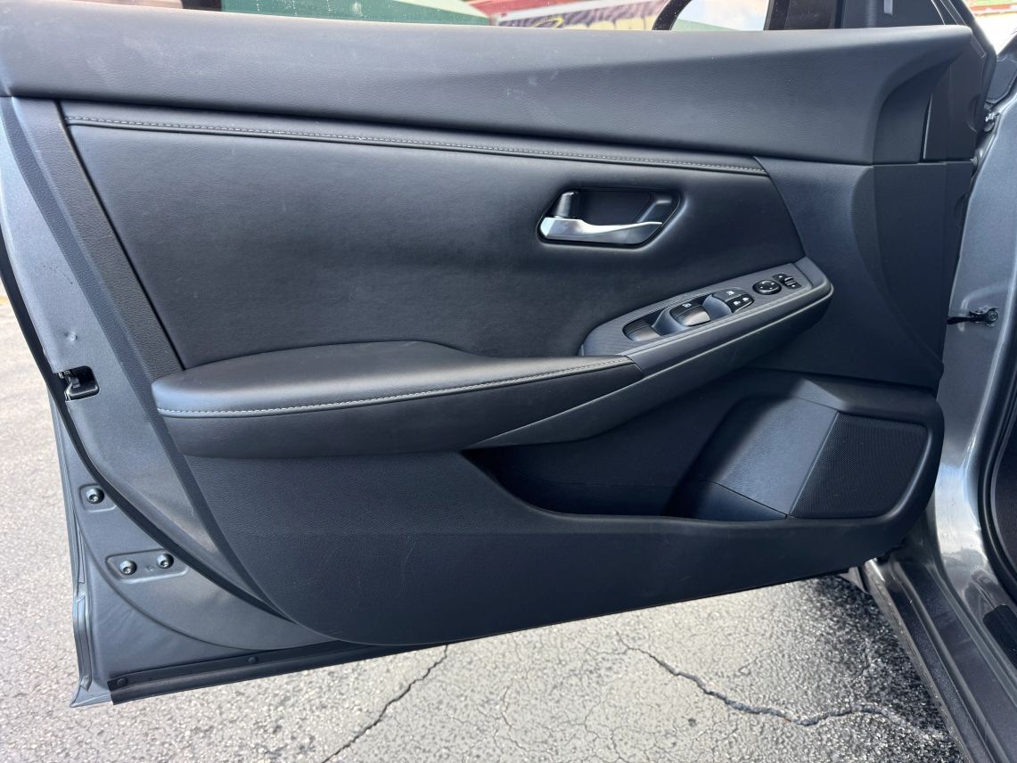 2021 Nissan Sentra SV Sedan 4D