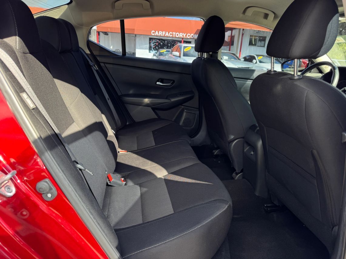 2021 Nissan Sentra SV Sedan 4D