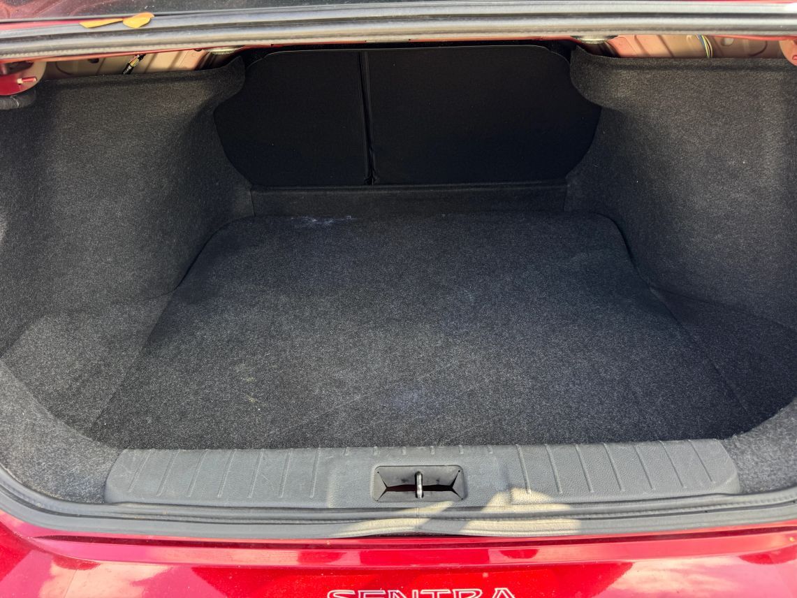 2021 Nissan Sentra SV Sedan 4D