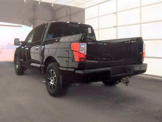 2021 Nissan TITAN Crew Cab SV 4x2