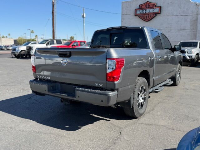2021 Nissan TITAN Crew Cab SV 4x2