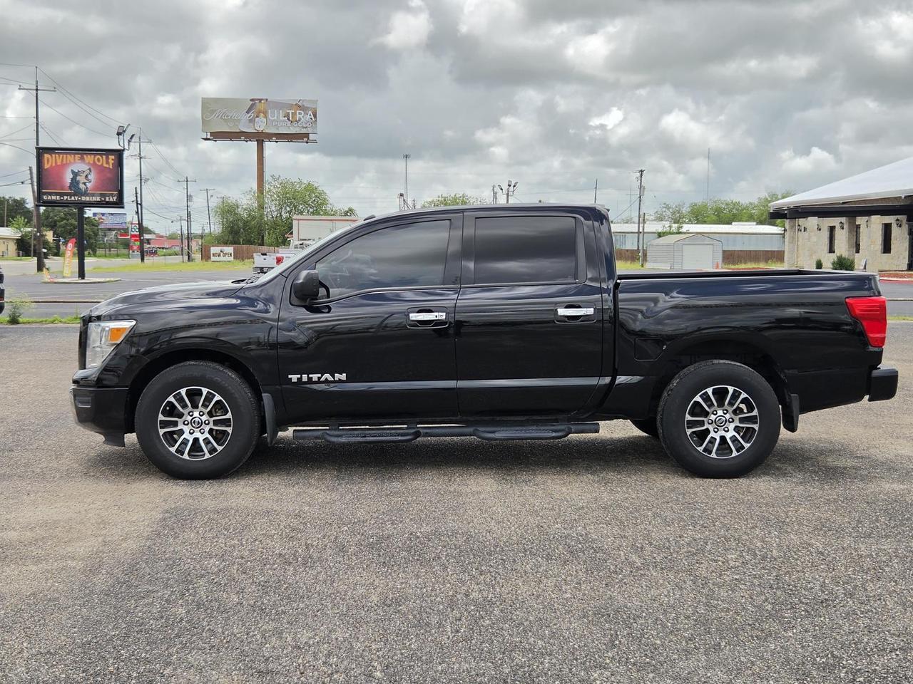 2021 Nissan Titan 4x2 Crew Cab SV Beeville TX