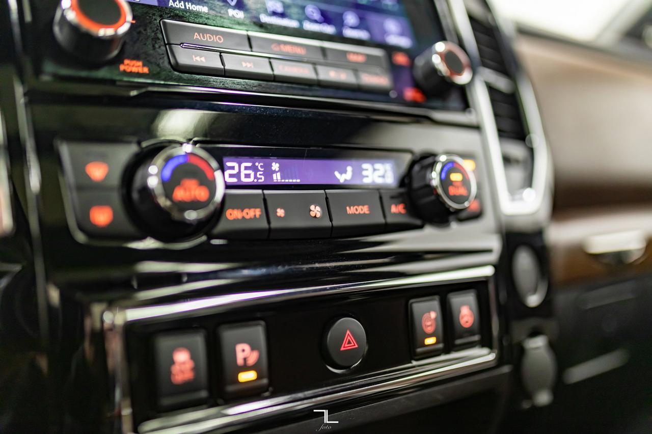 2021 Nissan Titan 4x4 Crew Cab Platinum Reserve Leather Roof Nav Red Deer AB