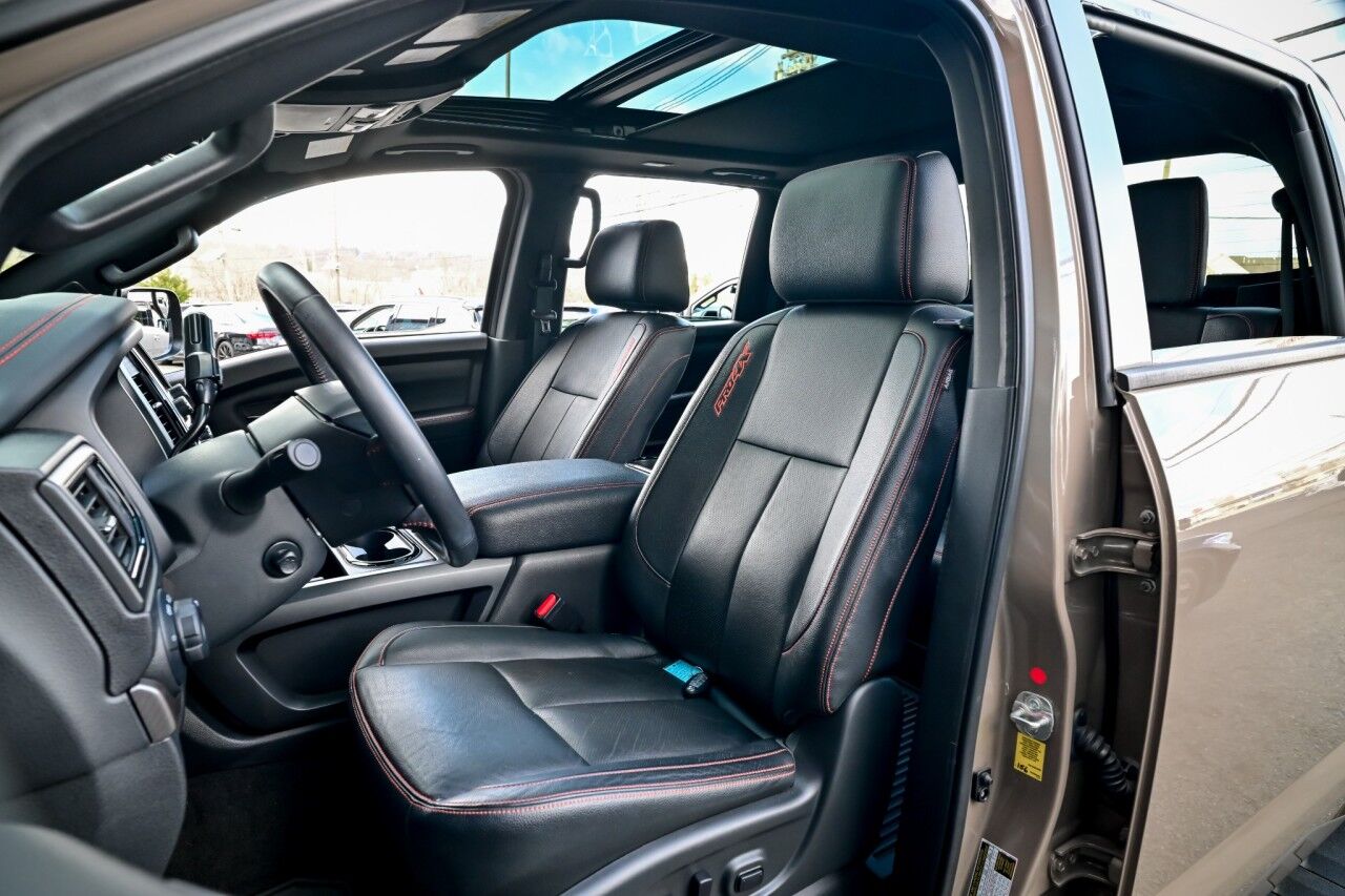 2021 Nissan Titan PRO-4X, FULLY LOADED, Rear Entertainment, Pano Roof and MORE Springfield NJ