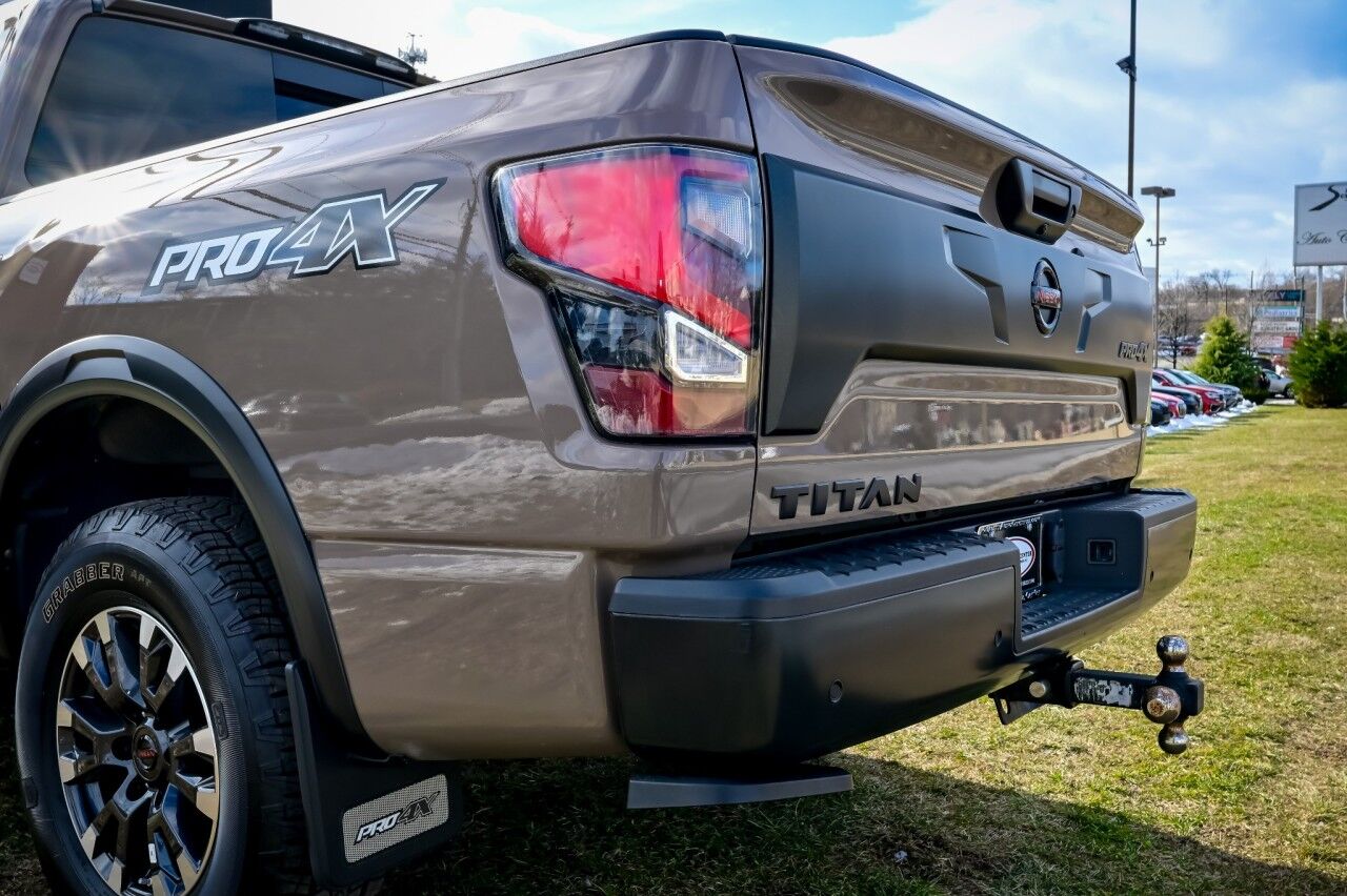 2021 Nissan Titan PRO-4X, FULLY LOADED, Rear Entertainment, Pano Roof and MORE Springfield NJ