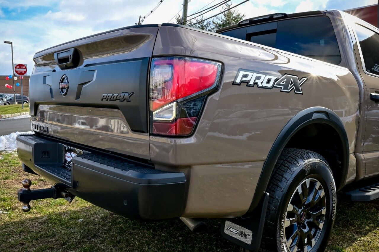 2021 Nissan Titan PRO-4X, FULLY LOADED, Rear Entertainment, Pano Roof and MORE Springfield NJ