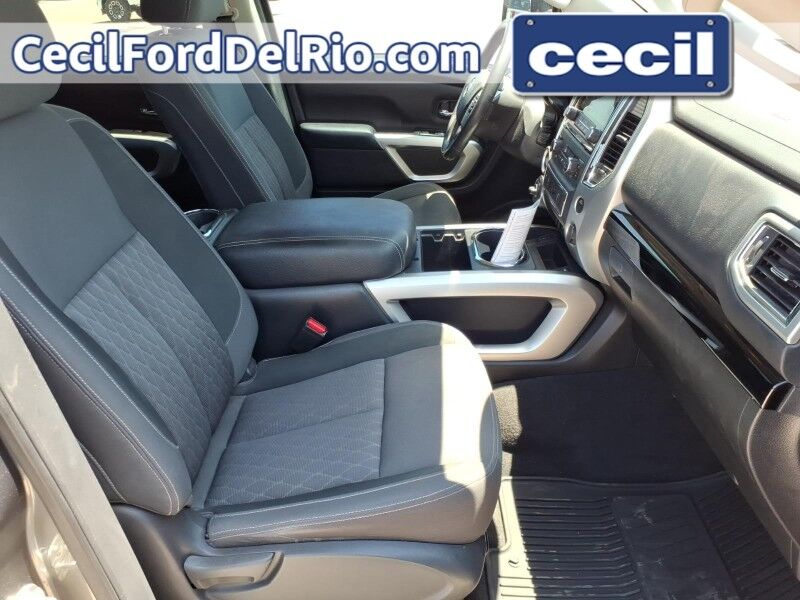 2021 Nissan Titan SV Del Rio TX