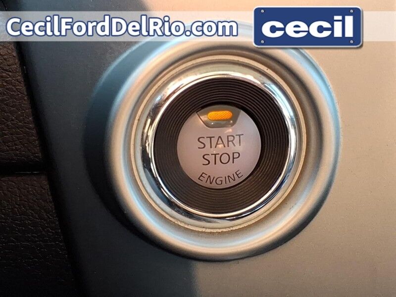 2021 Nissan Titan SV Del Rio TX