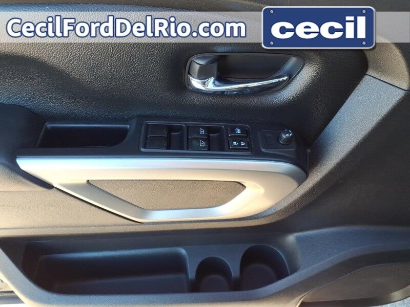 2021 Nissan Titan SV Del Rio TX