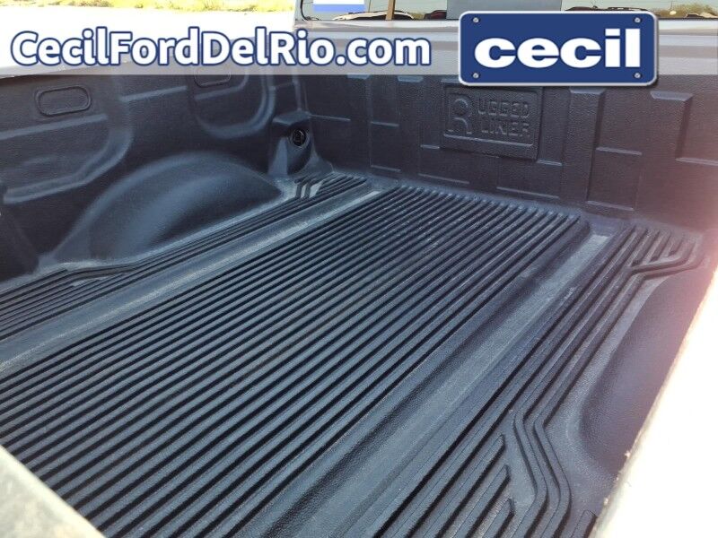 2021 Nissan Titan SV Del Rio TX