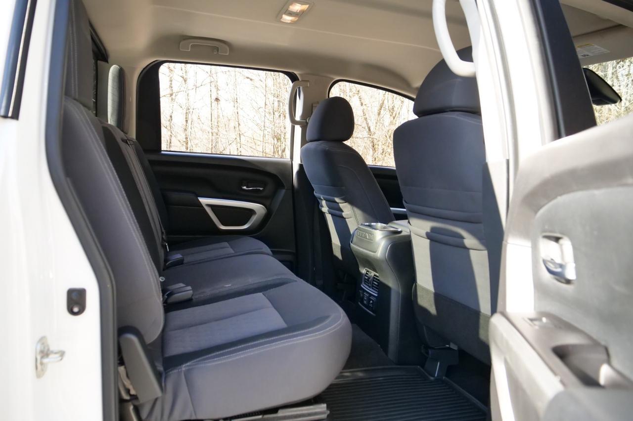 2021 Nissan Titan SV 4X4 / Convenience Package / Utility Package! Lincolnton NC