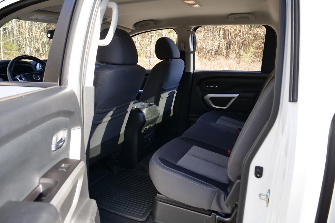 2021 Nissan Titan SV 4X4 / Convenience Package / Utility Package! Lincolnton NC