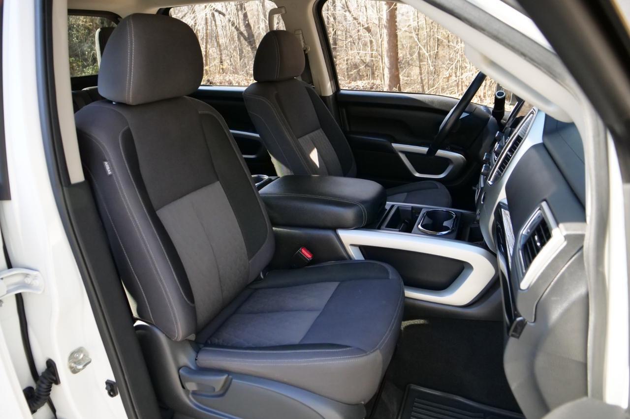 2021 Nissan Titan SV 4X4 / Convenience Package / Utility Package! Lincolnton NC