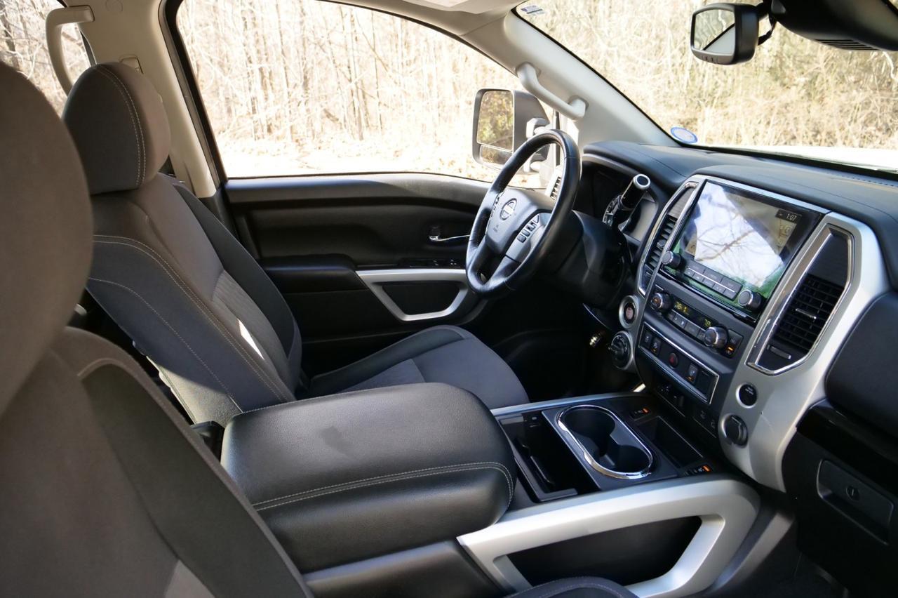 2021 Nissan Titan SV 4X4 / Convenience Package / Utility Package! Lincolnton NC