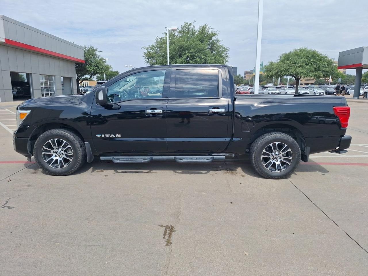 2021 Nissan Titan SV Hurst TX