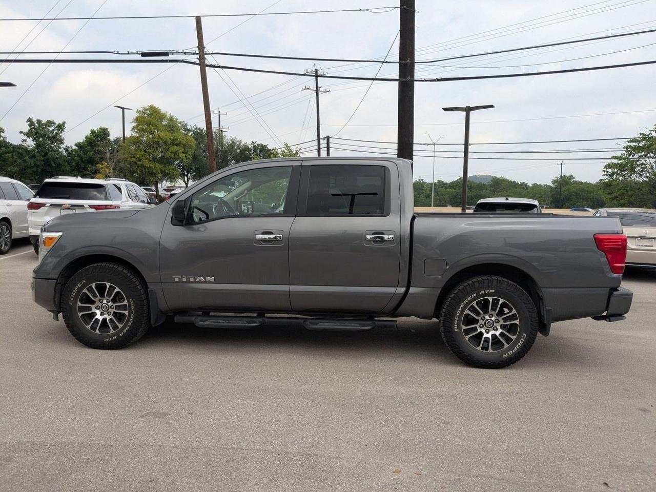 2021 Nissan Titan SV