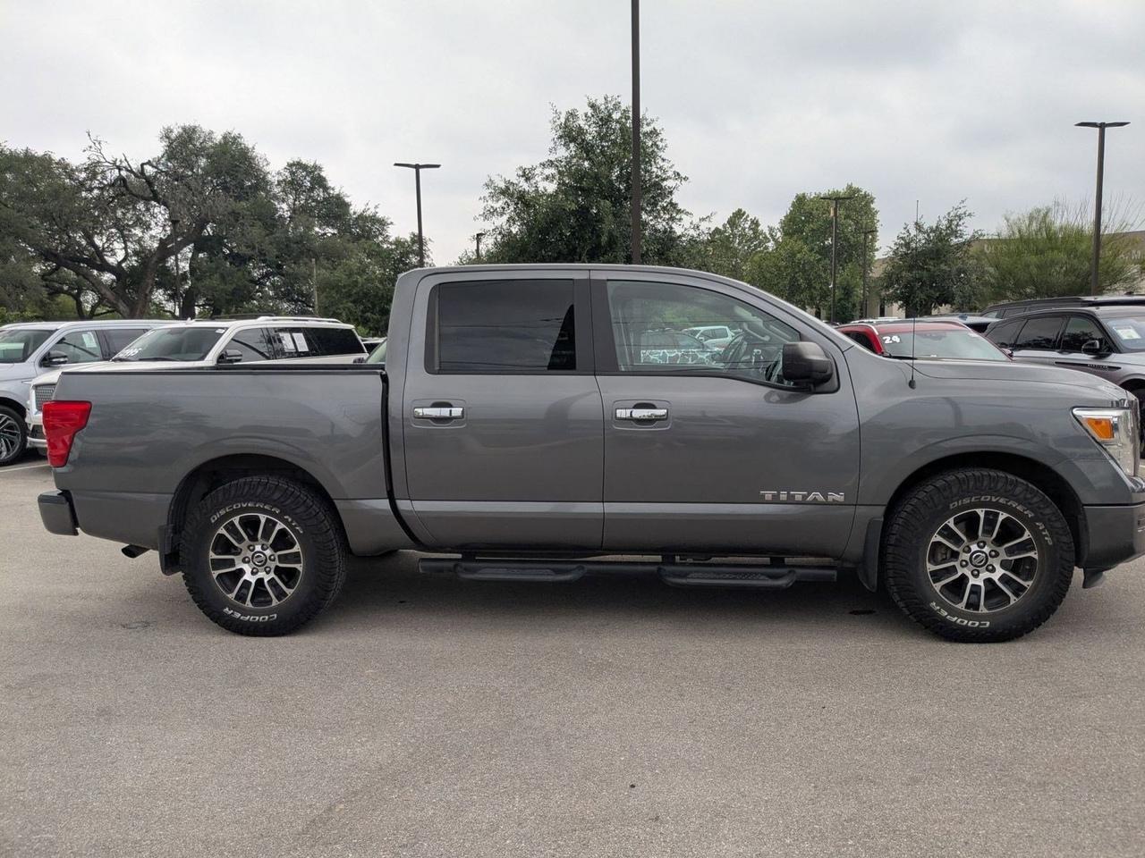 2021 Nissan Titan SV