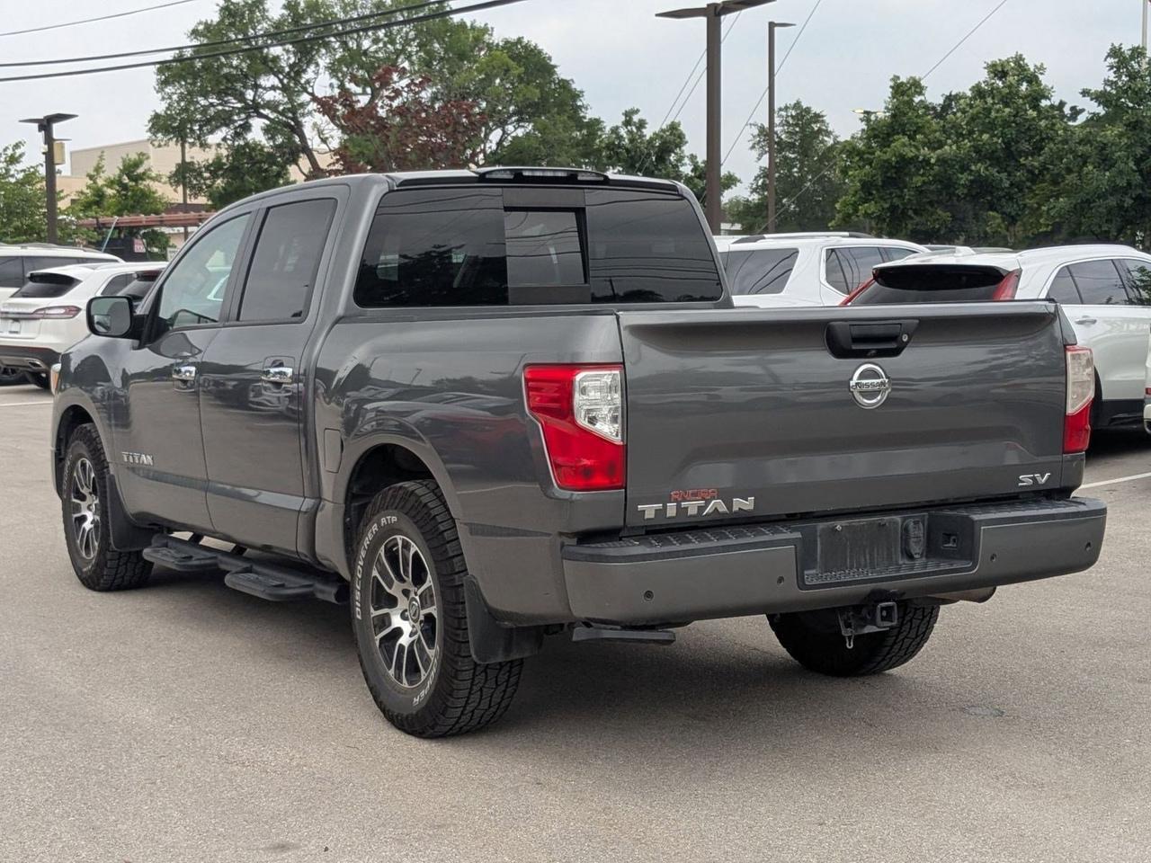 2021 Nissan Titan SV