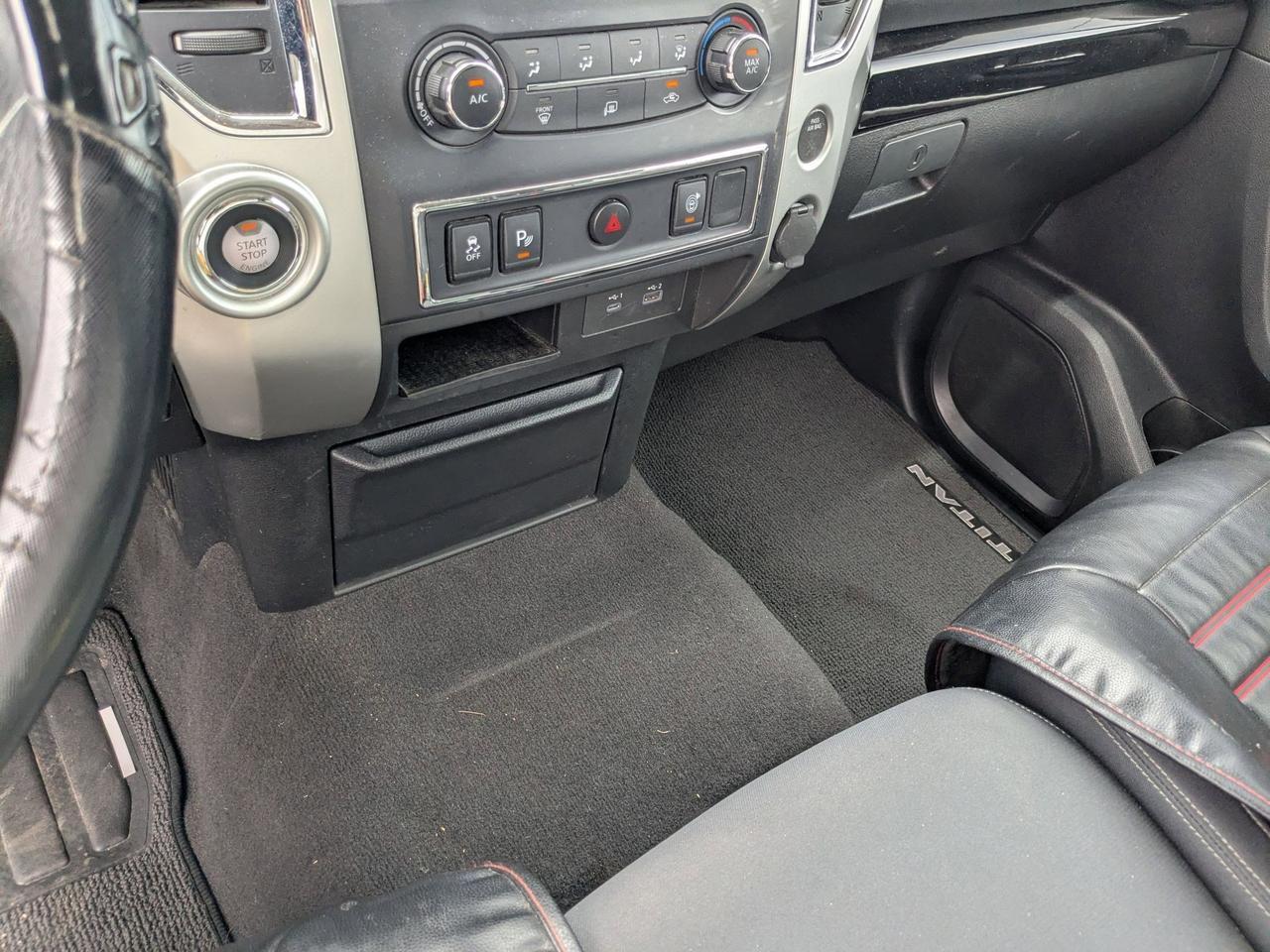 2021 Nissan Titan SV