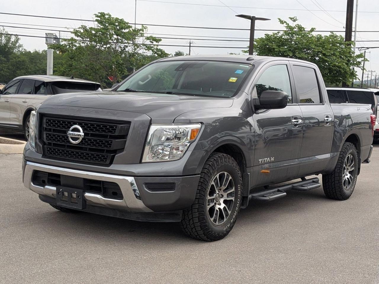 2021 Nissan Titan SV