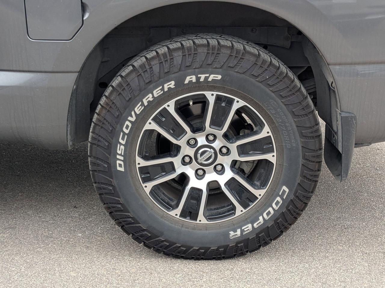 2021 Nissan Titan SV