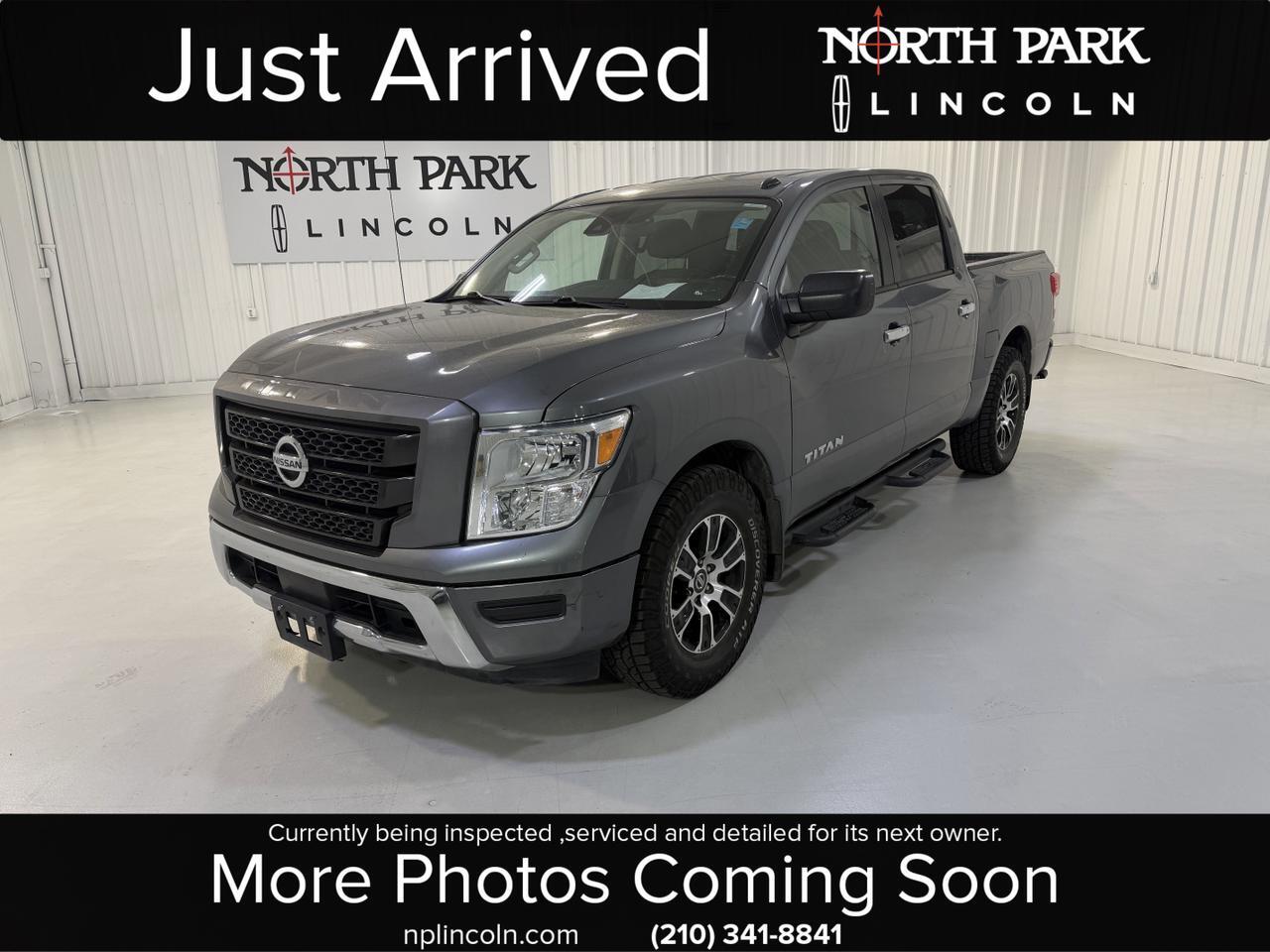 2021 Nissan Titan SV