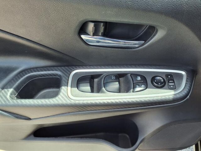 2021 Nissan Versa SR  TX
