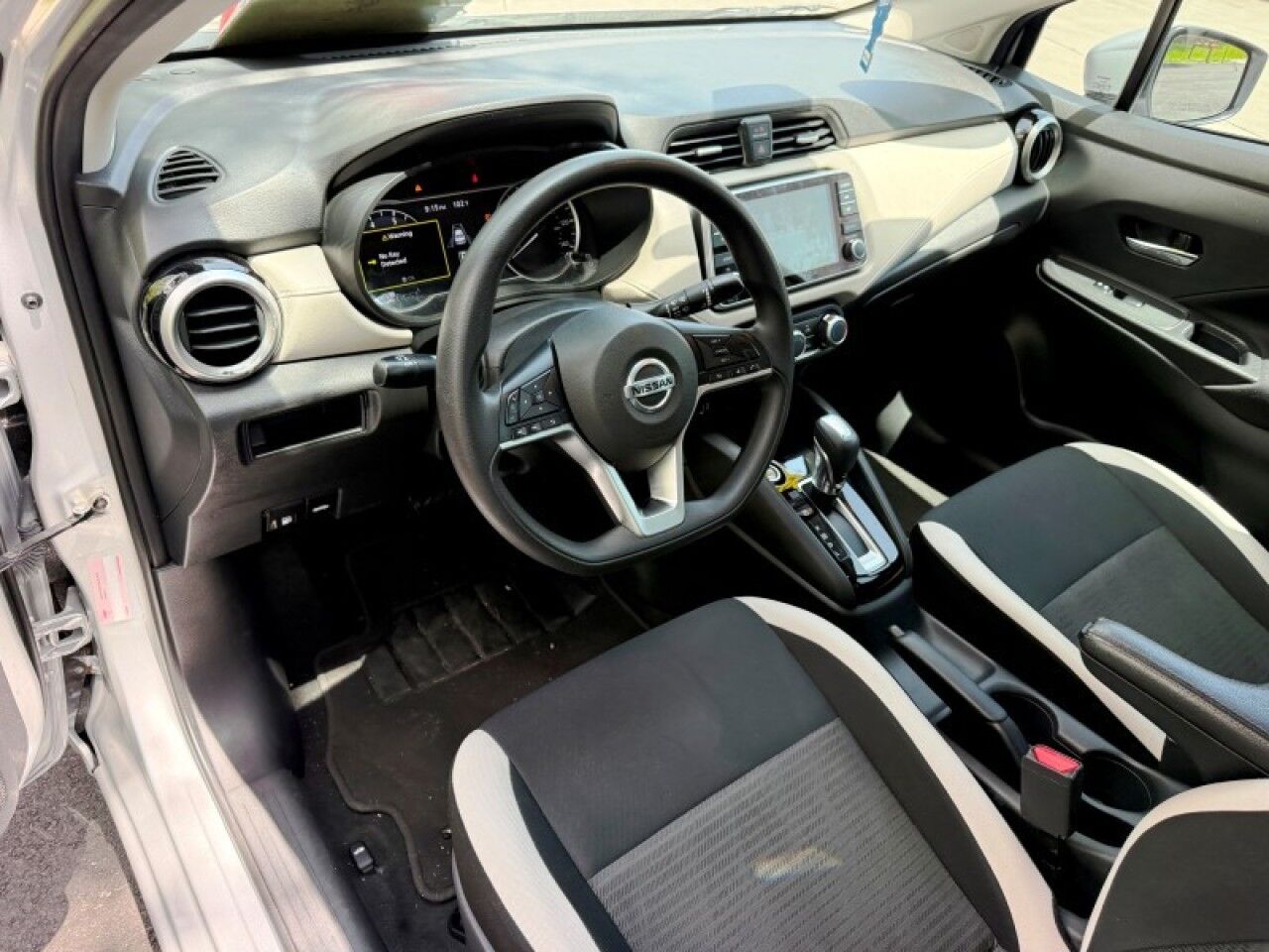 2021 Nissan Versa SV Miramar FL