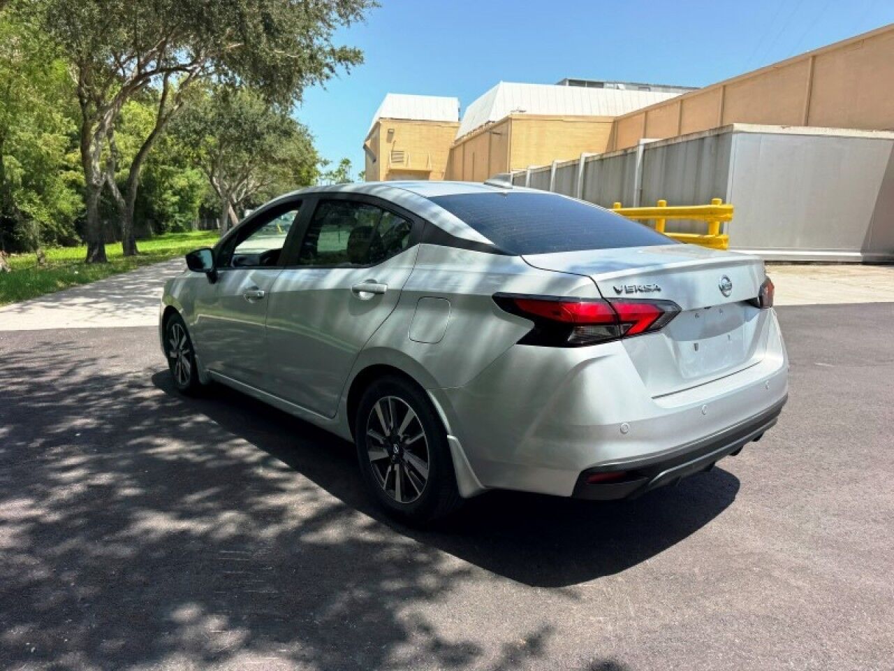 2021 Nissan Versa SV Miramar FL