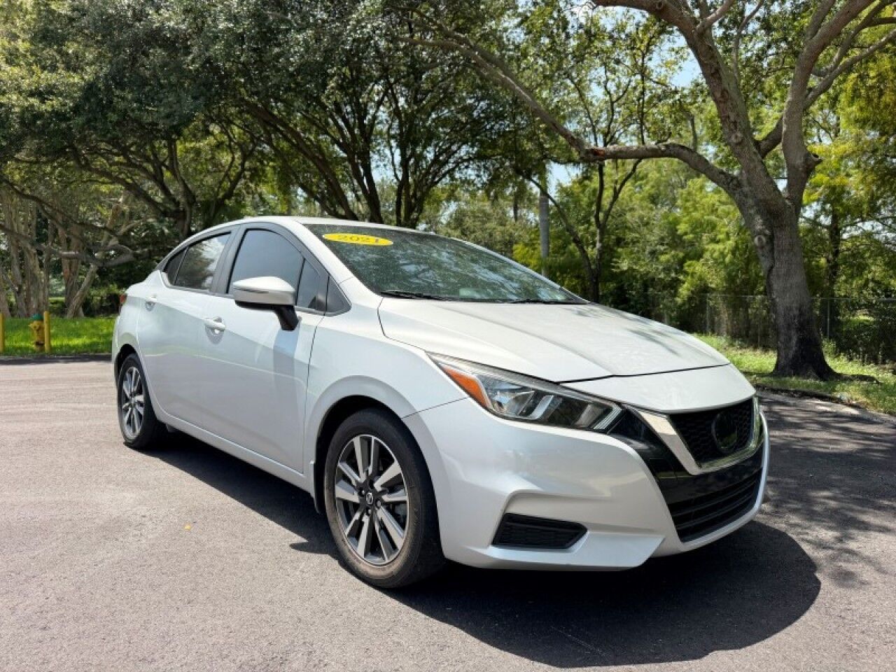 2021 Nissan Versa SV