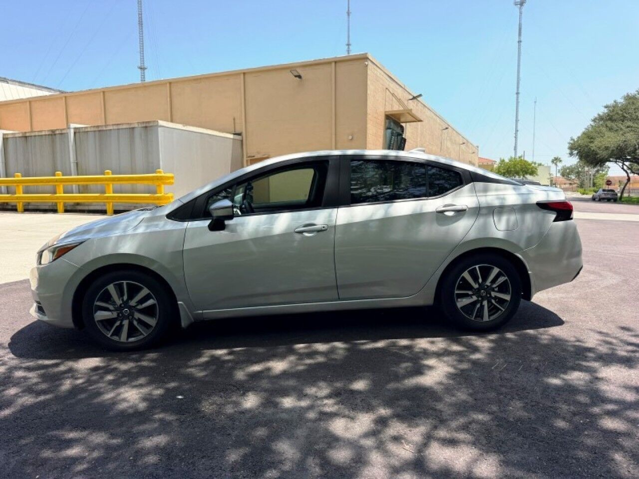 2021 Nissan Versa SV Miramar FL