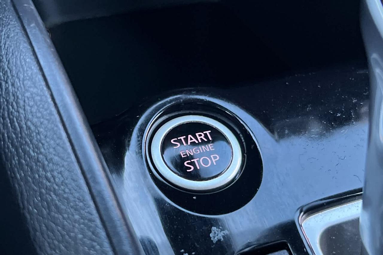 2021 Nissan Versa SV Roseville CA