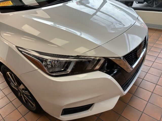 2021 Nissan Versa SV Xtronic CVT