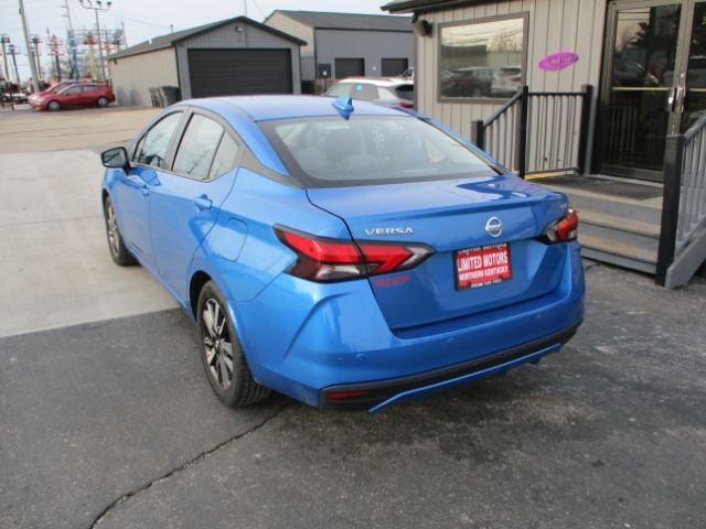 2021 Nissan Versa SV Xtronic CVT Florence KY