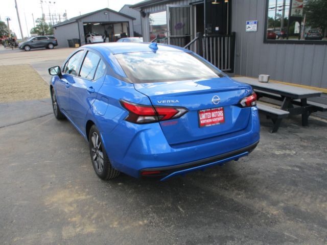 2021 Nissan Versa SV Xtronic CVT Florence KY
