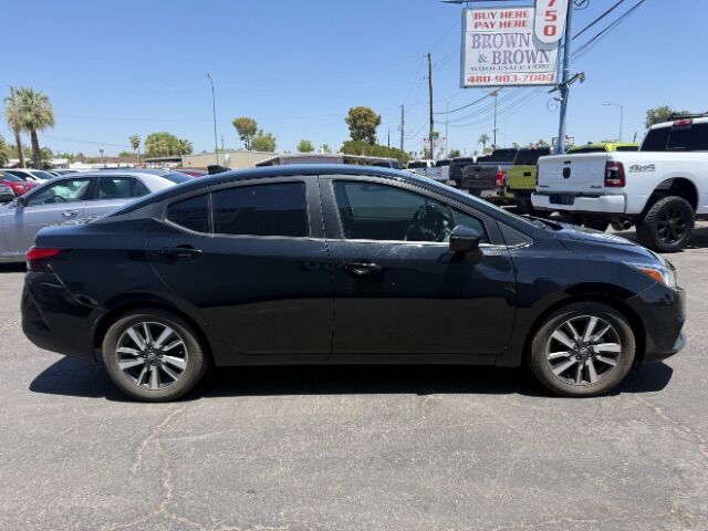 2021 Nissan Versa SV Xtronic CVT