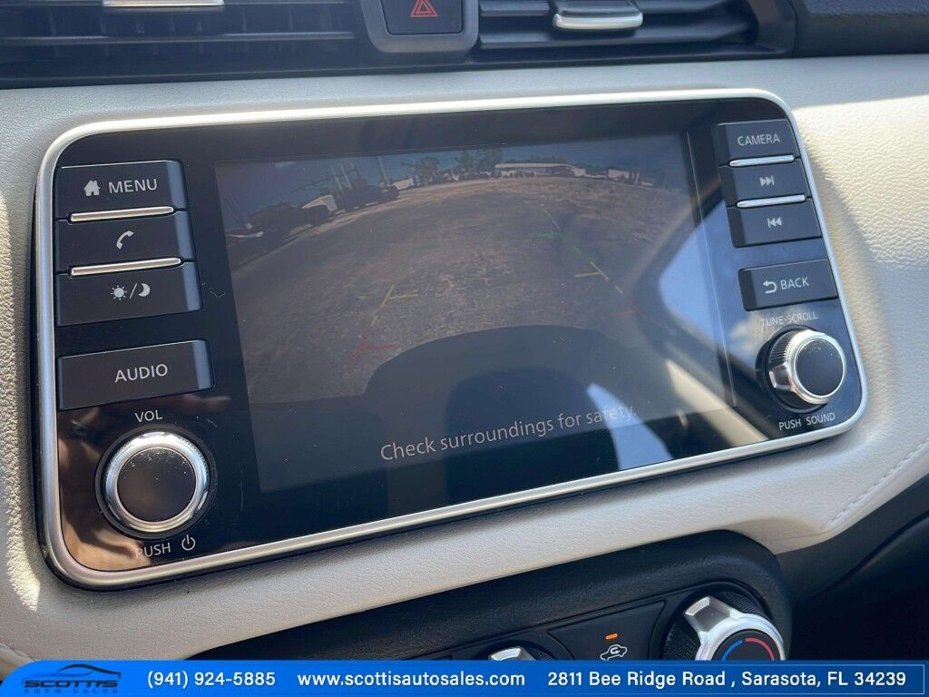 2021 Nissan Versa SV~ACCIDENT AVOIDANCE SYSTEMS~BLIND SPOT WARNING~BLUETOOTH~CRUISE CONTROL~PUSH-BUTTON START~REARAVIEW CAMERA Sarasota FL