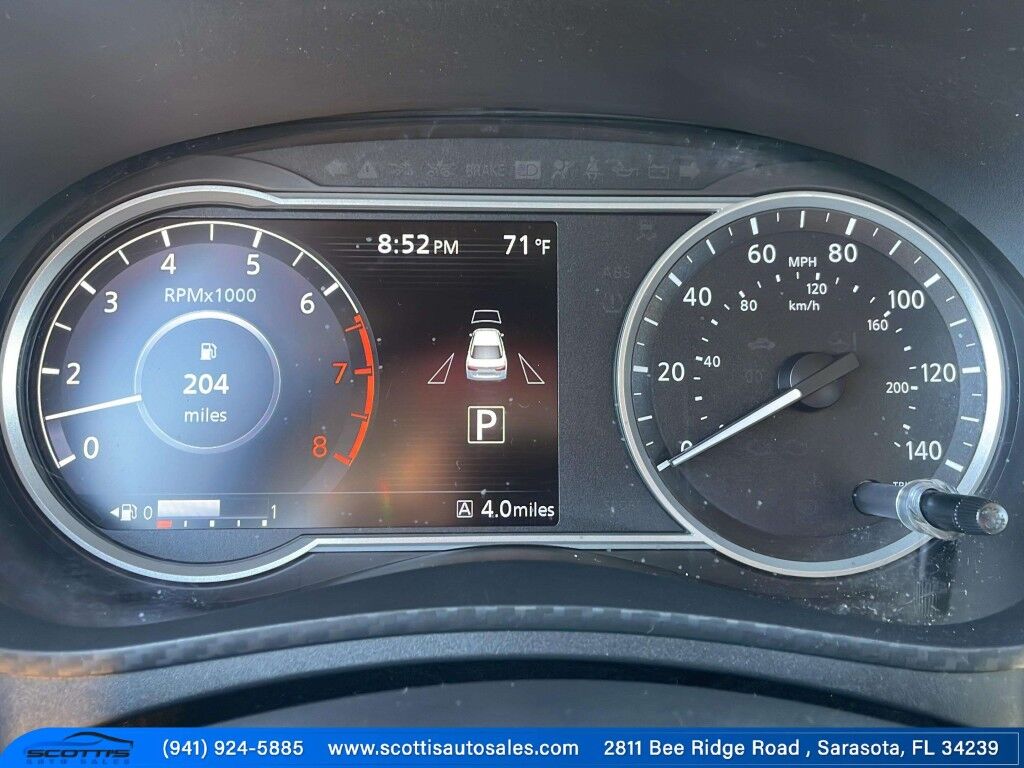 2021 Nissan Versa SV~ACCIDENT AVOIDANCE SYSTEMS~BLIND SPOT WARNING~BLUETOOTH~CRUISE CONTROL~PUSH-BUTTON START~REARAVIEW CAMERA Sarasota FL