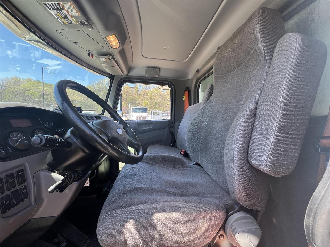 2021 Peterbilt 337 Eau Claire WI