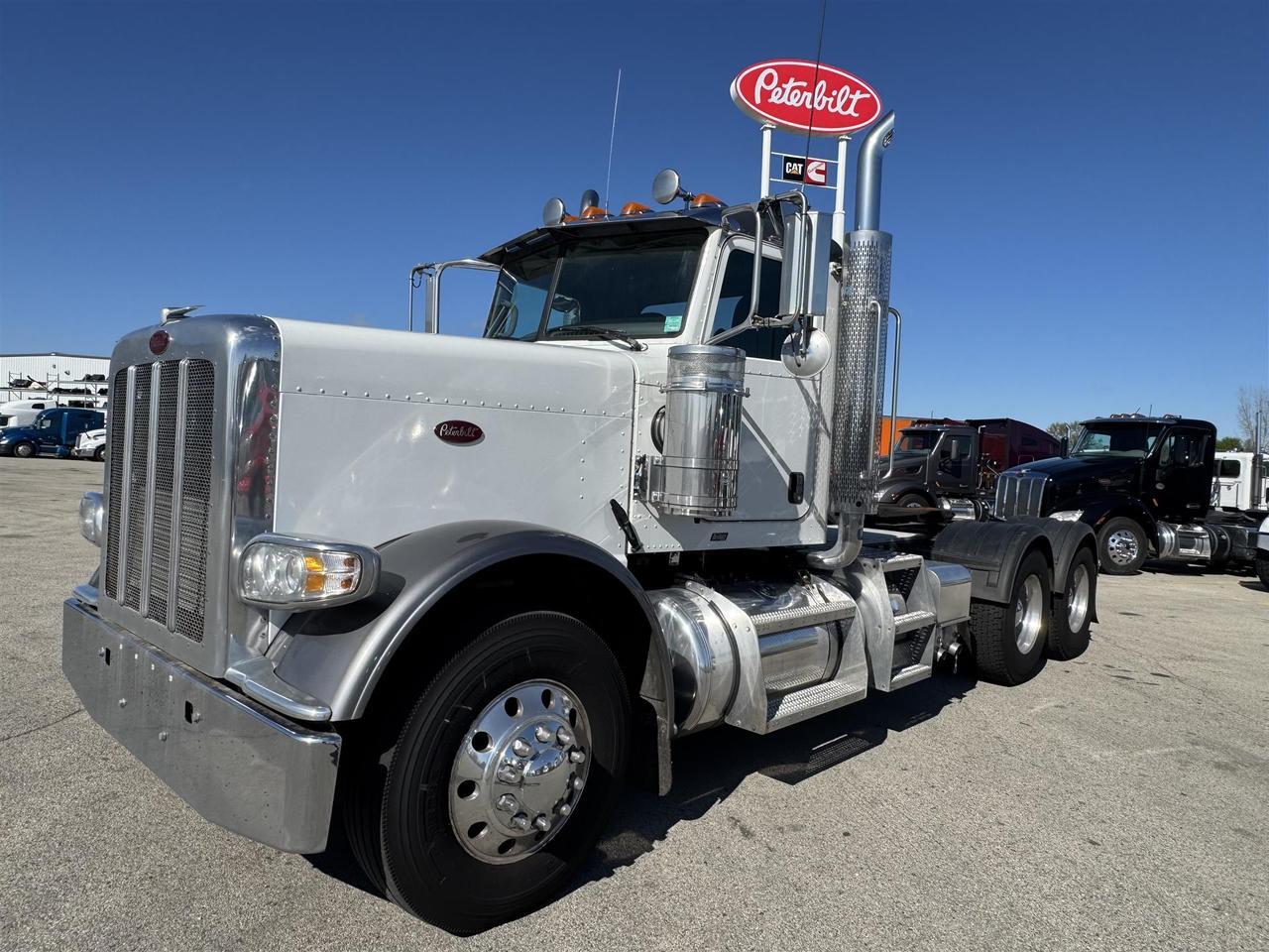 2021 Peterbilt 389 Non-Sleeper
