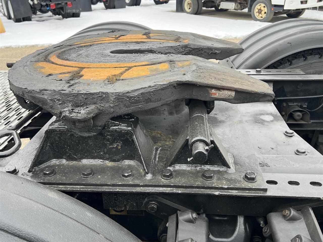 2021 Peterbilt 389 Rochester MN