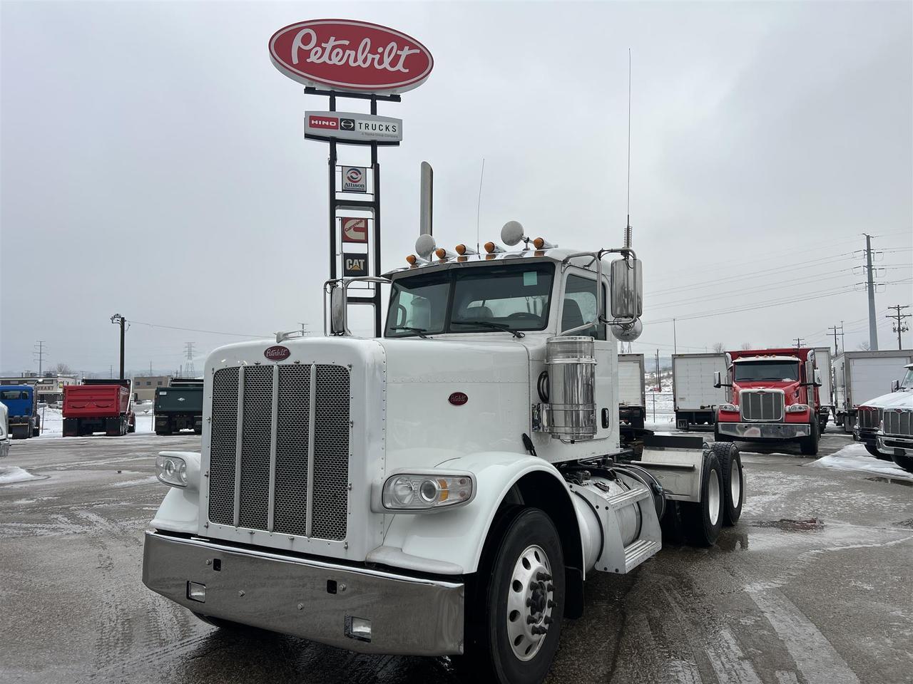 2021 Peterbilt 389