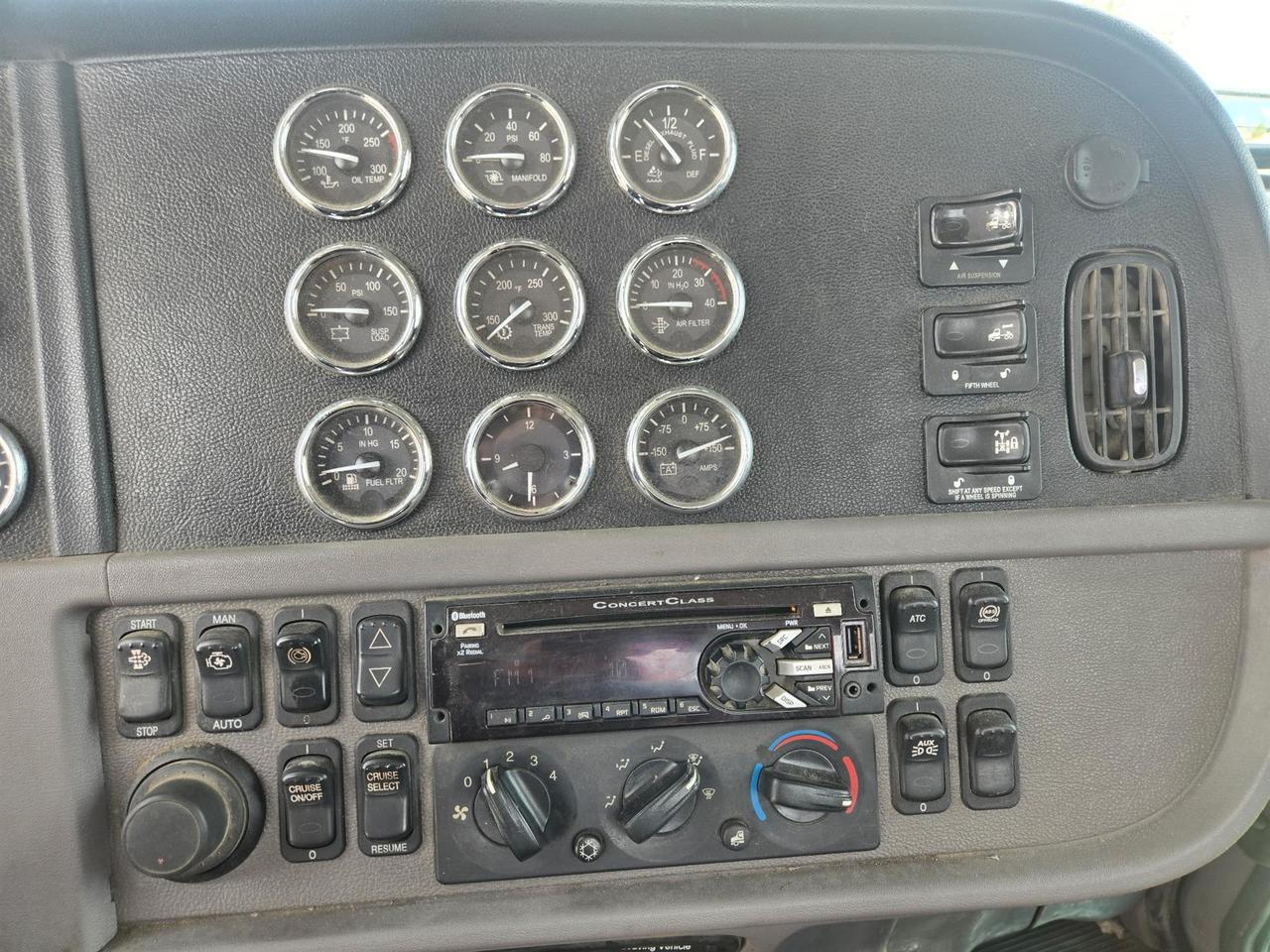 2021 Peterbilt 389 Rochester MN
