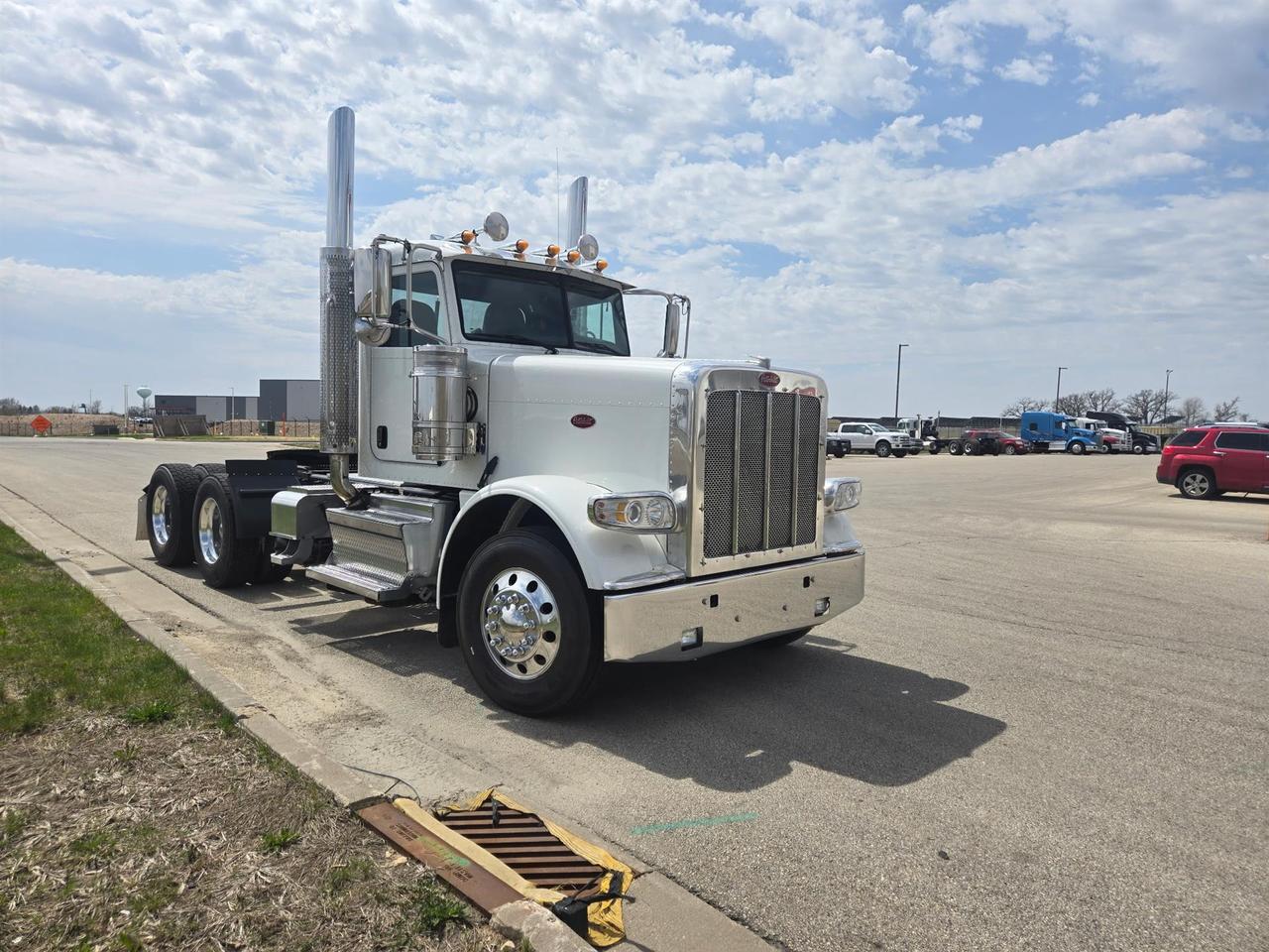 2021 Peterbilt 389 Non-Sleeper
