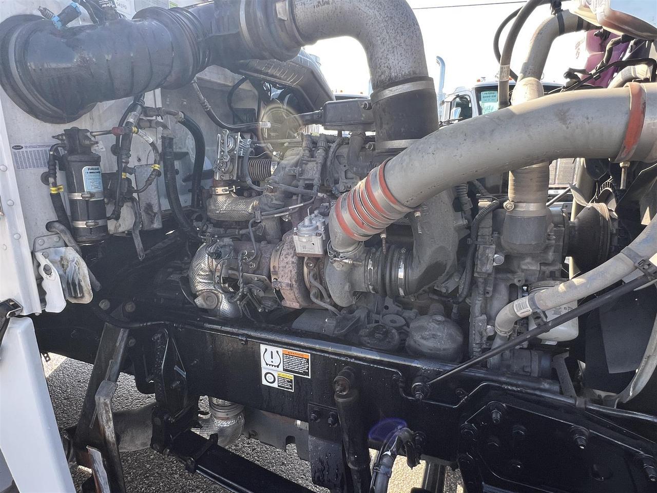 2021 Peterbilt 389 Rochester MN