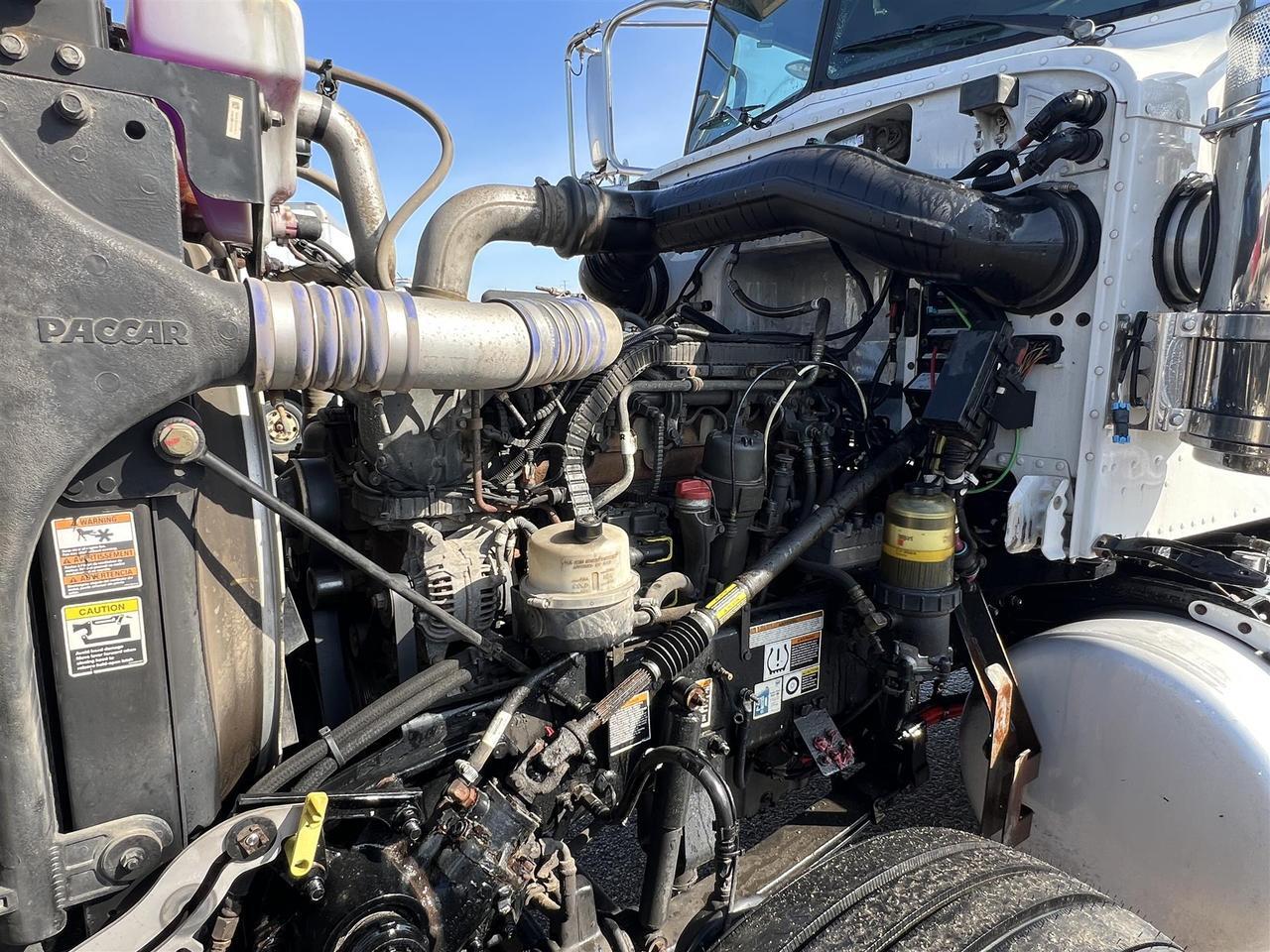 2021 Peterbilt 389 Rochester MN