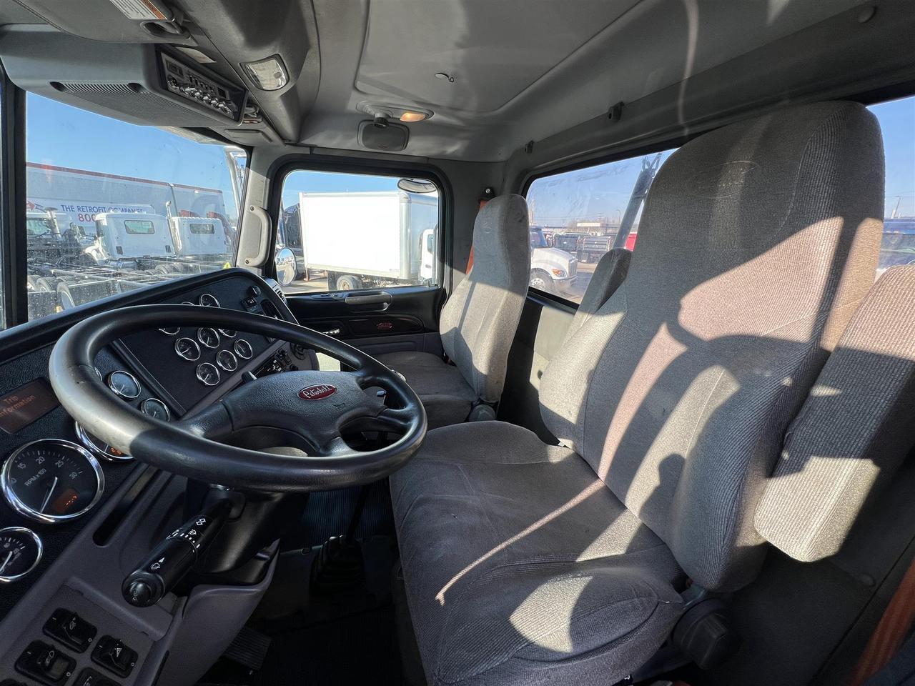 2021 Peterbilt 389 South St. Paul MN