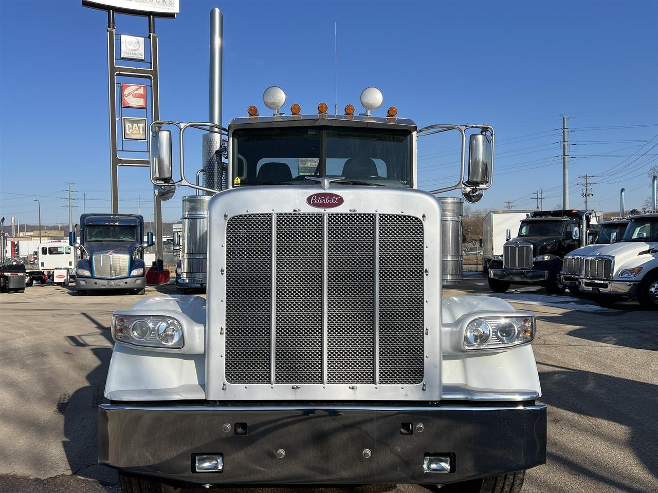 2021 Peterbilt 389